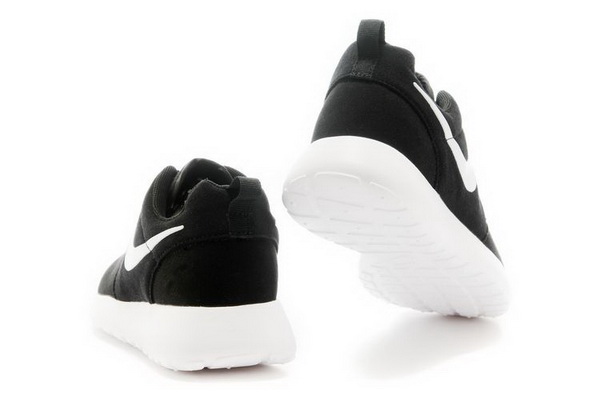 NIKE Roshe Run I Women Suede-014